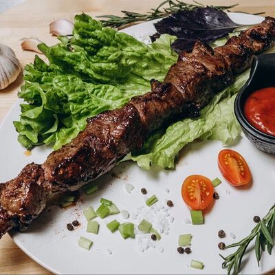 Говяжья вырезка в Мастер шашлыка по цене 1059 ₽