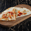 Quesadilla de Pollo 1/2 в Branch Garage по цене 520