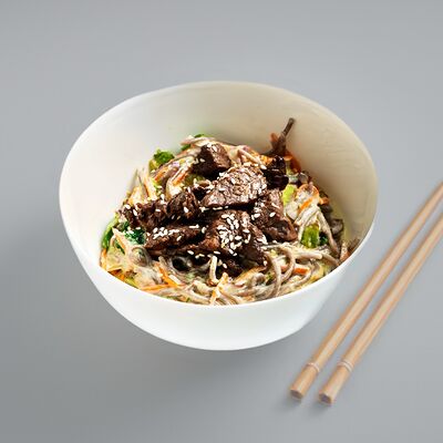 Соба в сливочном соусе с говядиной в Про 100 суши по цене 745 ₽