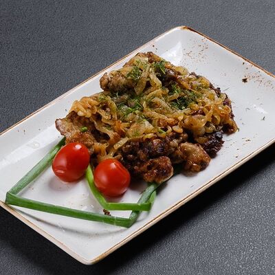 Печень щуки, жаренная с луком в Акватория по цене 380 ₽