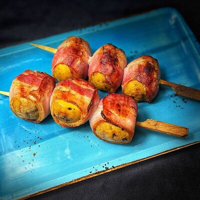 Беби-картофель в беконе в В теме вкуса по цене 390 ₽