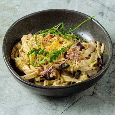 Паста Карбонара в Moloko по цене 550 ₽