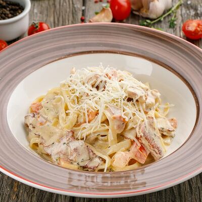 Карбонара в Grizzly Bar по цене 535 ₽