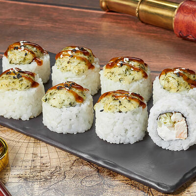 Ролл Гонконг с курицей в Мир Суши по цене 369 ₽