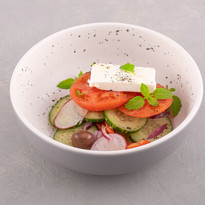 Греческий салат в Мечтатели по цене 390 ₽