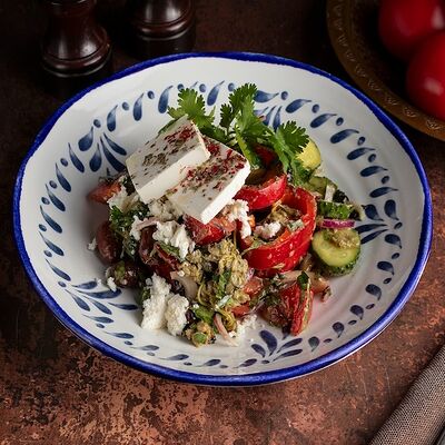 Салат Колхида в DiDi по цене 1100 ₽