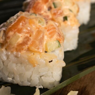 Тартар лосось в Гордый лосось по цене 1100 ₽