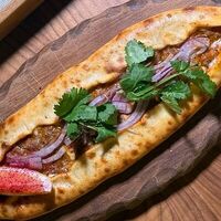 Пиде с говядиной и моцареллой в ROS