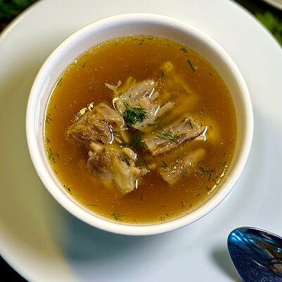 Суп из телячьих хвостов в Марбелья по цене 550 ₽