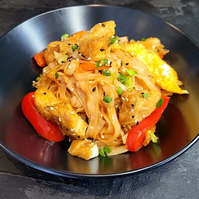 Лапша Фо с курицейв Лапшичная ВокБери по цене 485 ₽