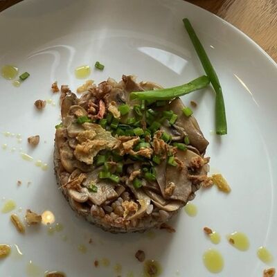 Гречка с грибами и луком в 11/47 Bakery по цене 295 ₽