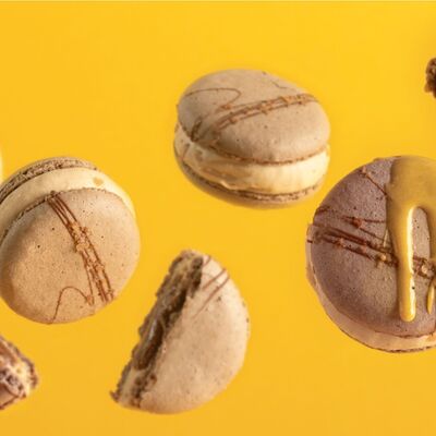 Десерт Macarons солёная карамель Big в Куликовский по цене 270 ₽