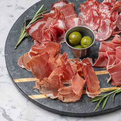 Итальянские колбасы и мясо в Monica по цене 1570 ₽