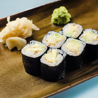 Ролл с авокадо в Терраса по цене 690 ₽