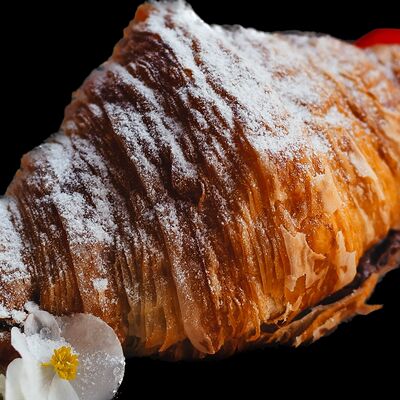 Круассан с Нутеллой в Лаверна по цене 690 ₽