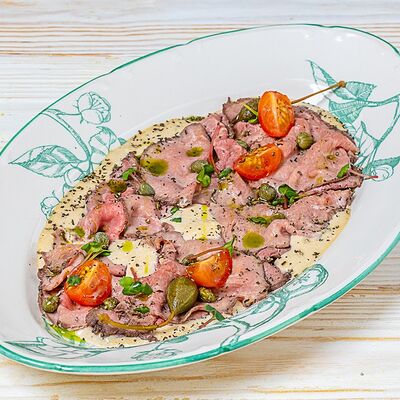 Вителло тоннато в Pasta Verde по цене 876 ₽