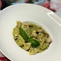 Фарфалле с креветками в Wine room gallery