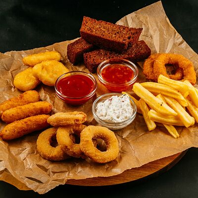 Пивная тарелка на компанию в Горки парк по цене 930 ₽