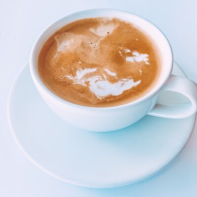 Капучино (средний) в Просто кофе по цене 220 ₽