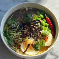 Рамен с пшеничной лапшой и говядиной в Banoffi (Bormio)