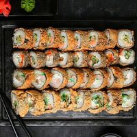 Сет Хот Виканд в Blackfish Sushi