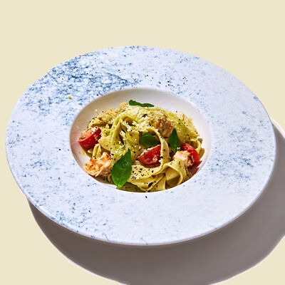 Фетучини с цыпленком в Римляне по цене 690 ₽