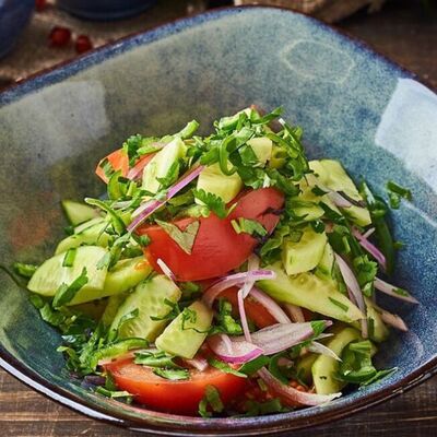 Салат по-бакинскив Lariote по цене 690 ₽