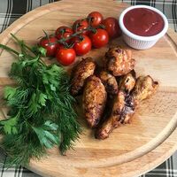 Шашлык из крыльев в Деревяшка