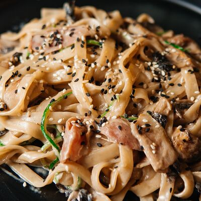 Wok Сливочный в Пиццбург по цене 629 ₽