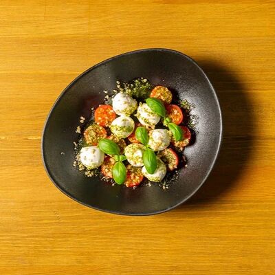 Капрезе в Lil Brazil по цене 490 ₽