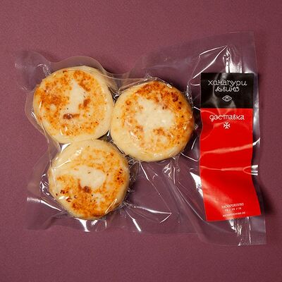 Замороженные сырники в Хачапури и вино по цене 197 ₽