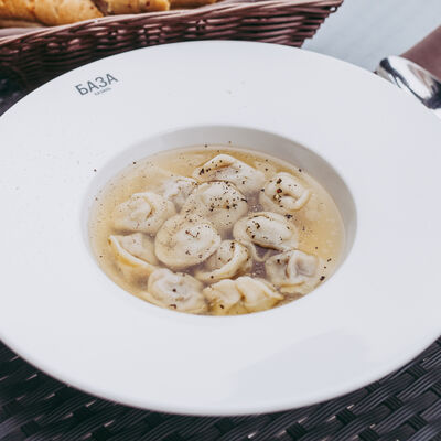 Пельмени домашние в БАЗА по цене 480 ₽