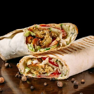 Шаурма с курицей в Хачучачу по цене 250 ₽