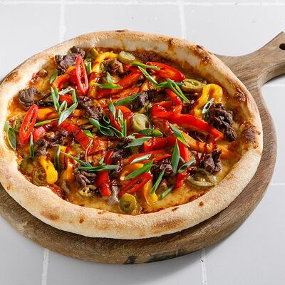 Пицца BBQ с говядиной и паприкой в Кукумбер по цене 480