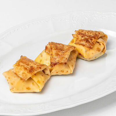 Блинчики с дичью и брусникой в Dr. Живаго по цене 890 ₽