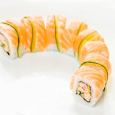 Ролл Фудзияма в Цунами по цене 575 ₽