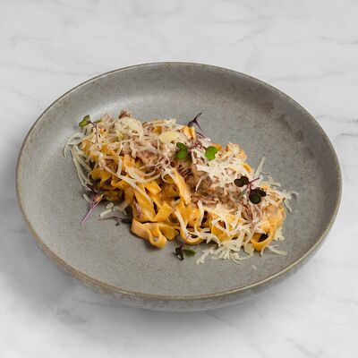 Фетучини с рваной говядиной в Семейное бистро Монти по цене 720 ₽