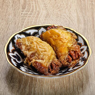 Турецкая пахлава 2 в Чайхана Плов N1 по цене 85 ₽