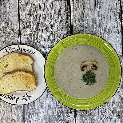 Крем-суп грибной в Луна Рыба по цене 300 ₽