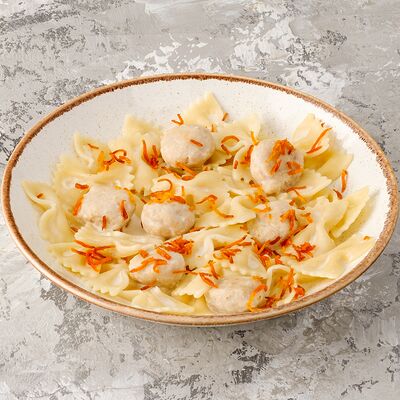 Фарфалле с фрикадельками в Casa Mia Халва Тсуру по цене 375 ₽