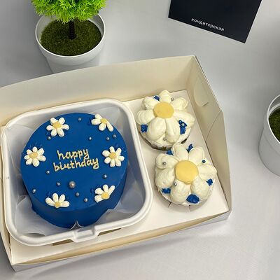 Комбо Бенто-торт и капкейки ромашкив Кондитерская VO по цене 2690 ₽