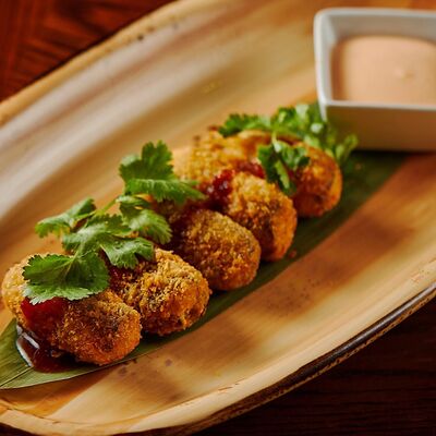 Хрустящие баклажаны с сыром в Рамен с уткой по цене 500 ₽