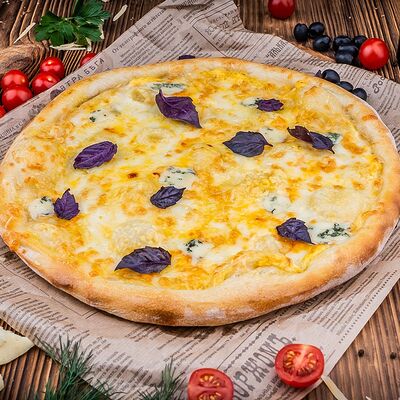 Пицца Четыре сыра в Дон Бургер по цене 790 ₽