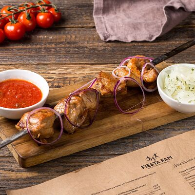 Шашлык из свиной в Фиеста по цене 600 ₽