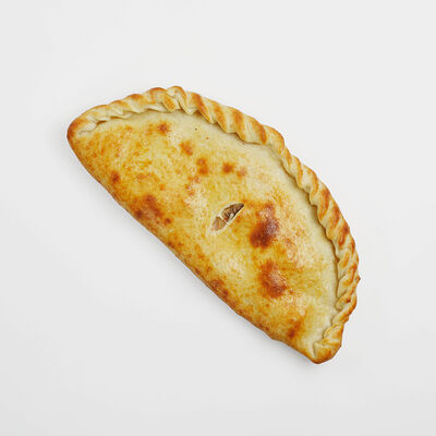 Пицца Кальцоне в Sushiman по цене 4200 ₸