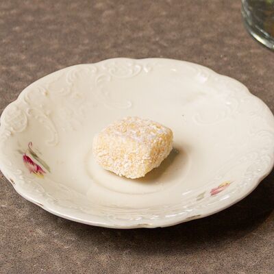 Кокосовый трюфель в Breakfast House по цене 250 ₽