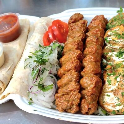 Кебаб из курицы и картошечка на двоих в Бурум Хаус по цене 900 ₽