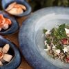 Микс-салат с киноа, овощами и беконом в Крылья Гастробар по цене 800