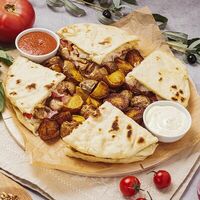 Скепасти с курицей и ананасами в Пицца Коно