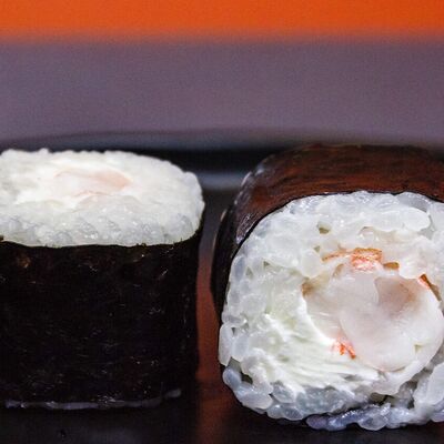 Эби-маки в SushiShark по цене 320 ₽